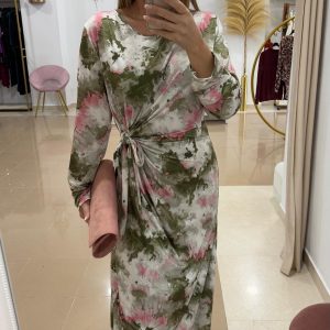 Vestido Trini Estampado Kaki Curvy