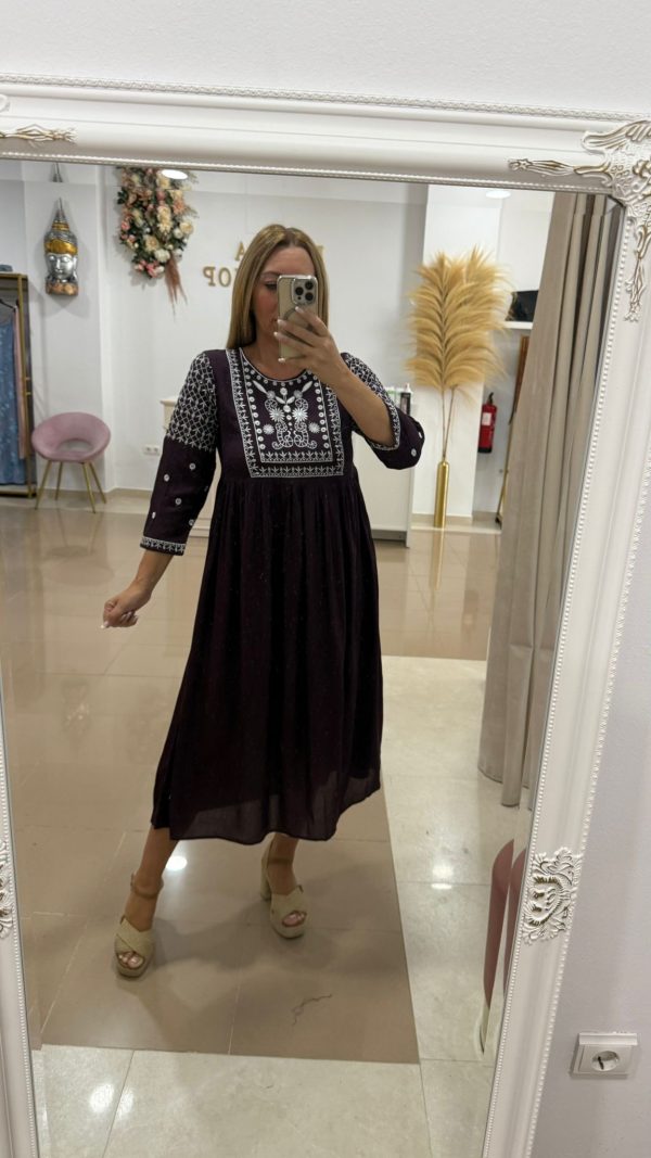 Vestido Ciruela Bordado