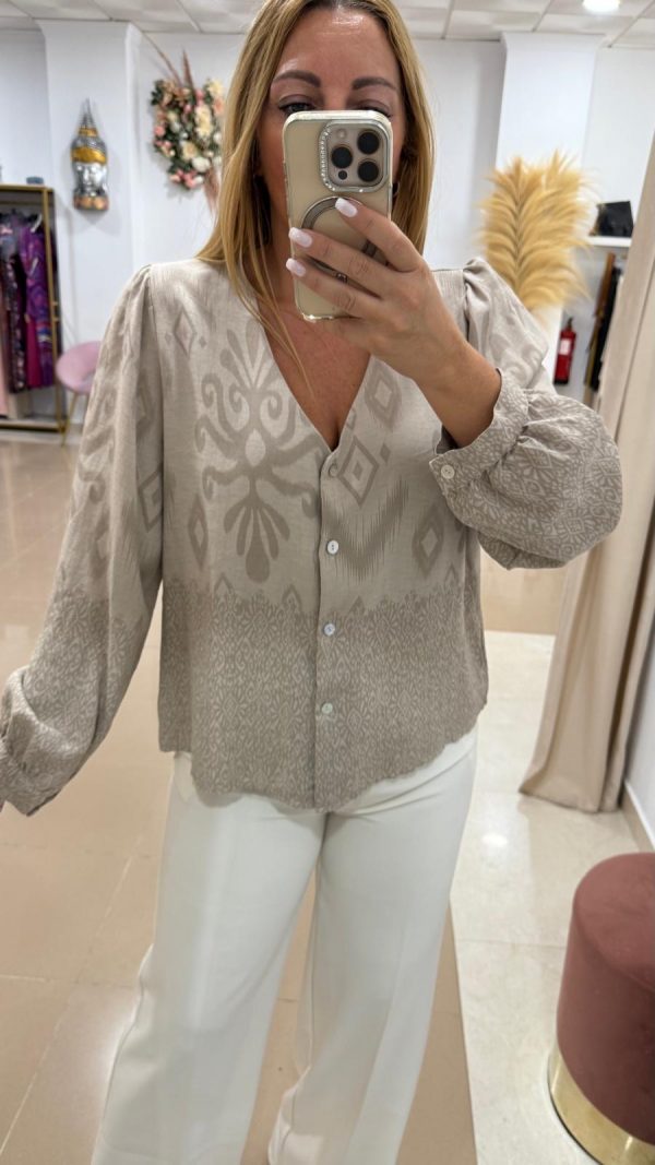 Blusa Estampado Étnico Beige