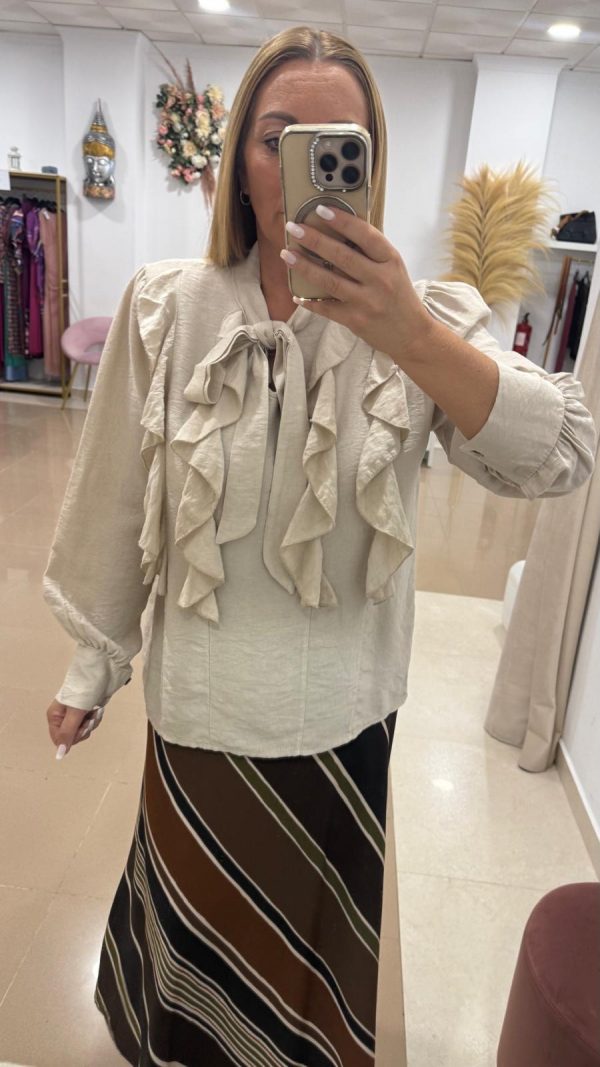 Blusa Volantes Beige
