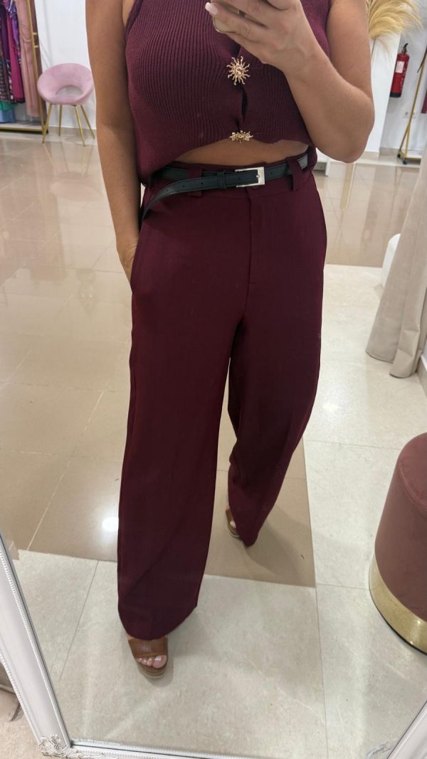 Pantalón De Vestir Burdeos con Cinturon