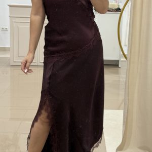 Falda Satinada Burdeos