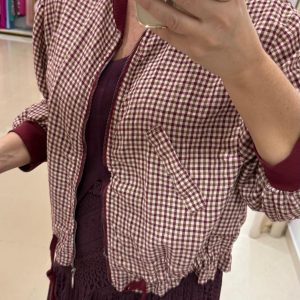 Bomber Cuadritos Burdeos